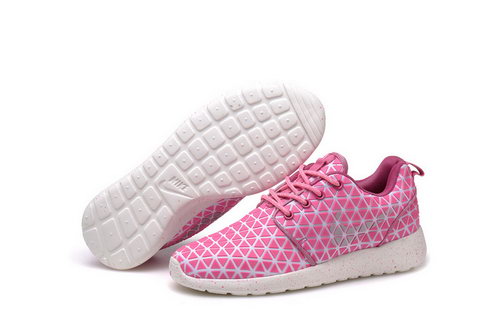 Nike Roshe Run Triangle Pink 36-39 Inexpensive